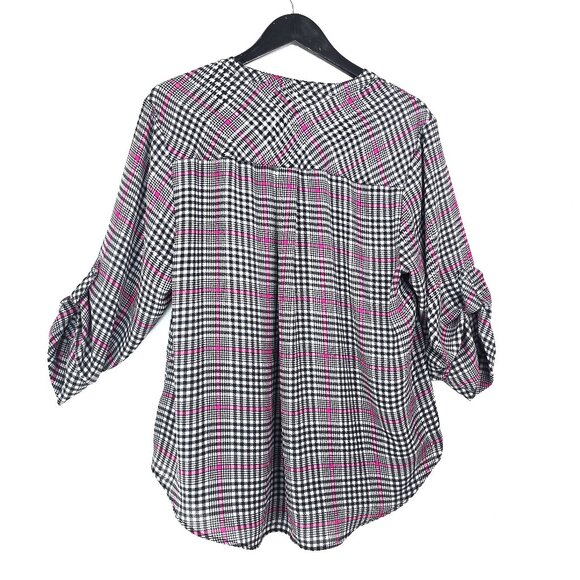 Torrid Harper Black Pink Plaid Roll Tab Slinky Relaxed Fit VNeck Top - Picture 5 of 6